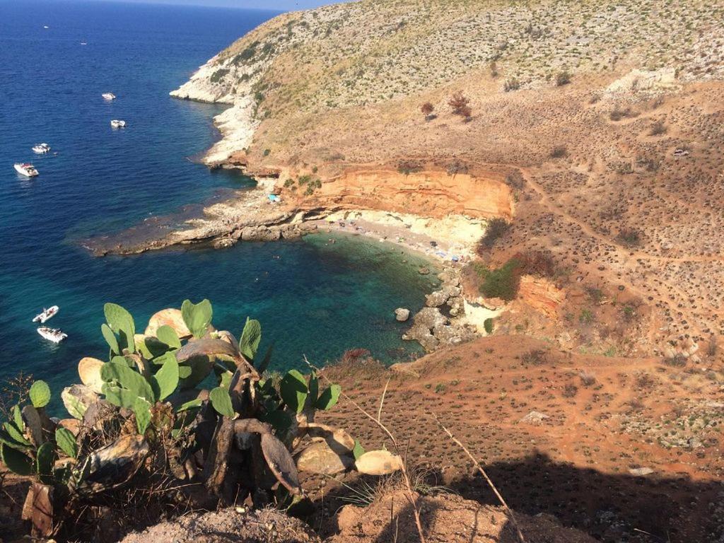 קאסטלמארה דל גולפו Holiday Home Cala Bianca מראה חיצוני תמונה
