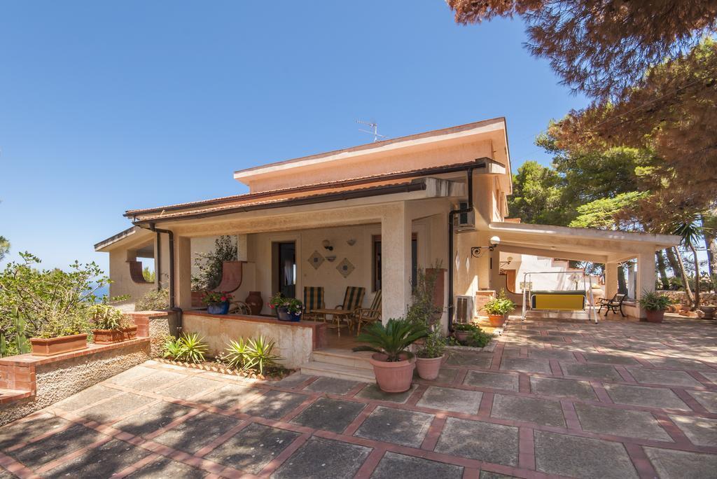 קאסטלמארה דל גולפו Holiday Home Cala Bianca מראה חיצוני תמונה