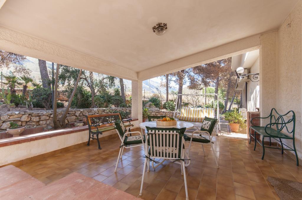 קאסטלמארה דל גולפו Holiday Home Cala Bianca מראה חיצוני תמונה