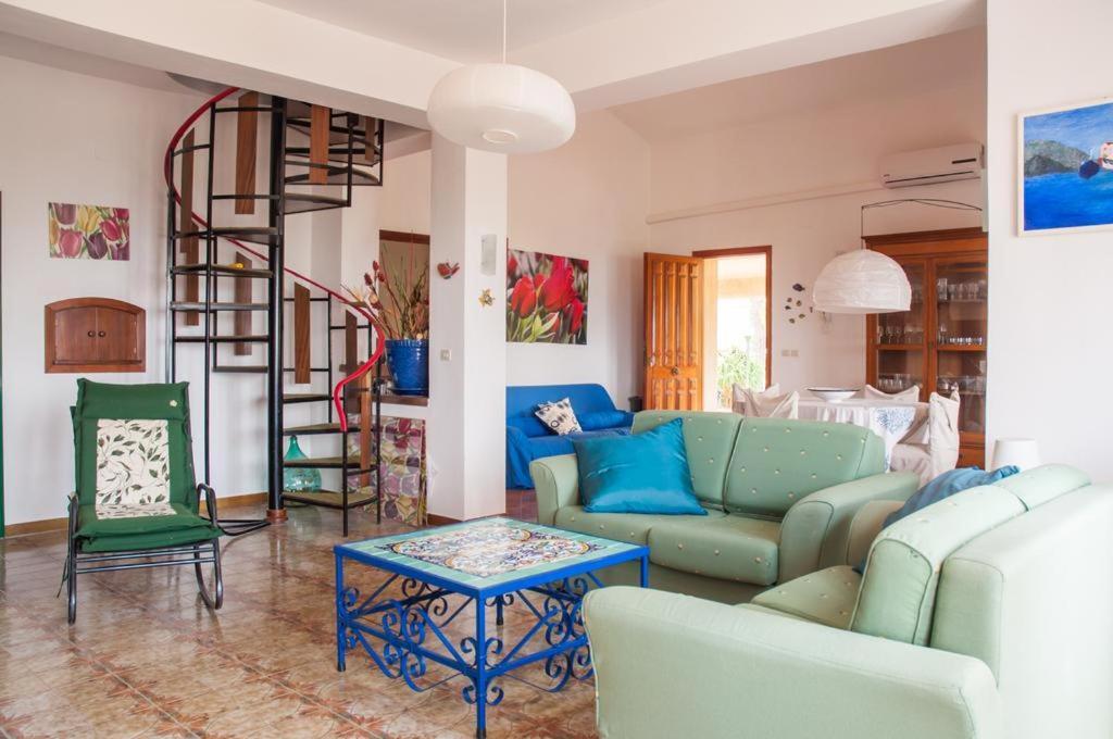 קאסטלמארה דל גולפו Holiday Home Cala Bianca חדר תמונה